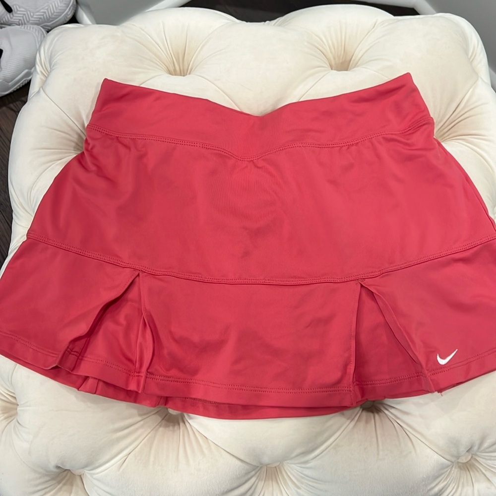 Nike tennis skort size M pink/red color dri-fit